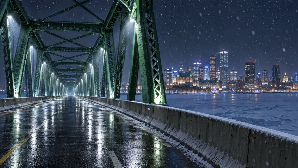Location: The steel bridge